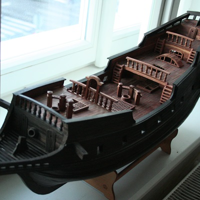 GoldenHind1577Desc